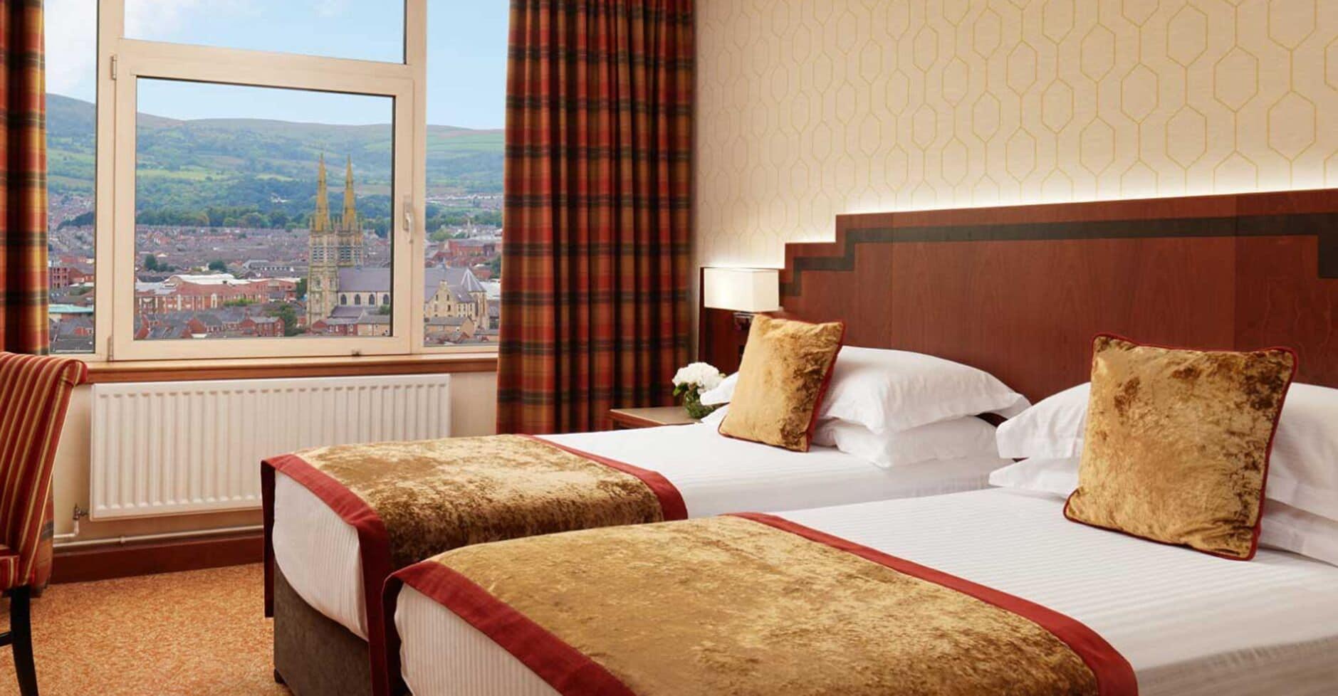 Europa Hotel Белфаст Екстериор снимка