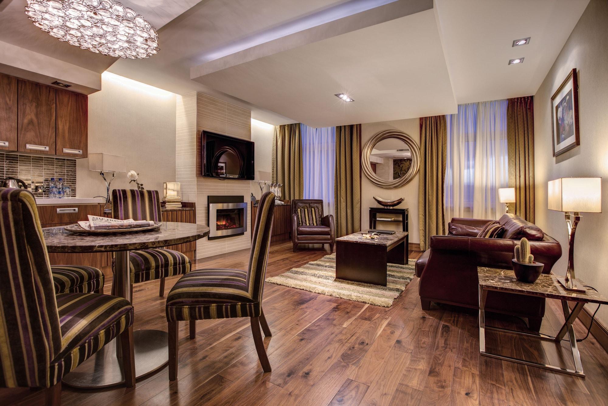 Europa Hotel Белфаст Екстериор снимка