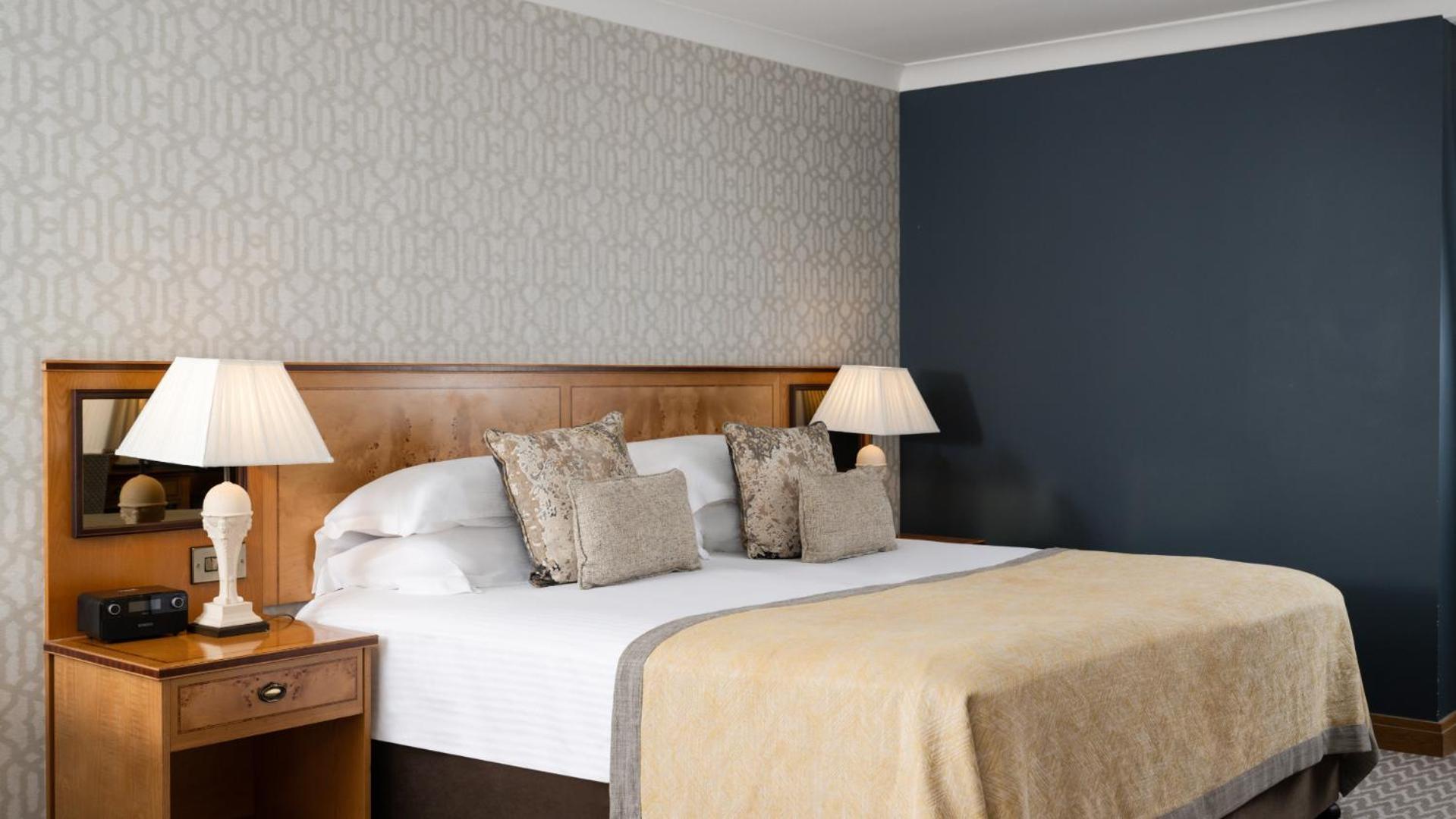 Europa Hotel Белфаст Екстериор снимка
