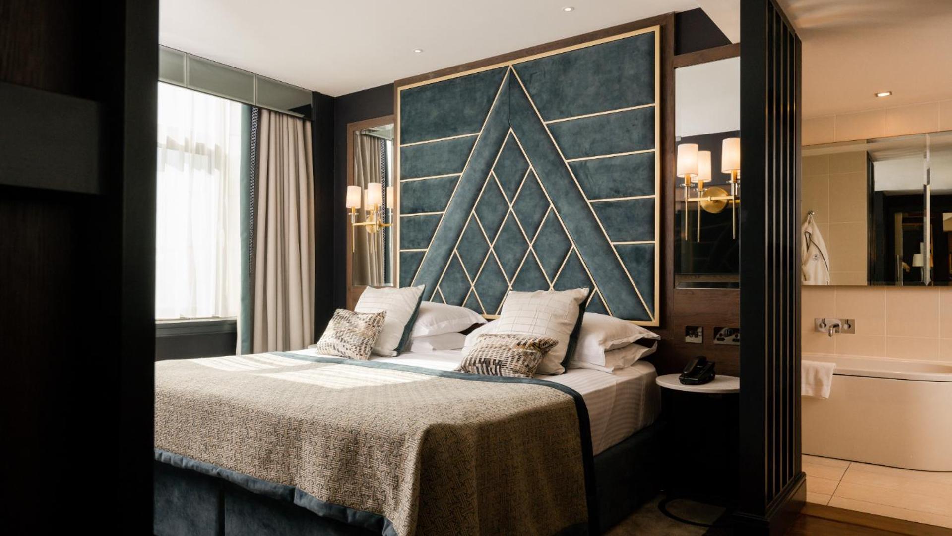Europa Hotel Белфаст Екстериор снимка