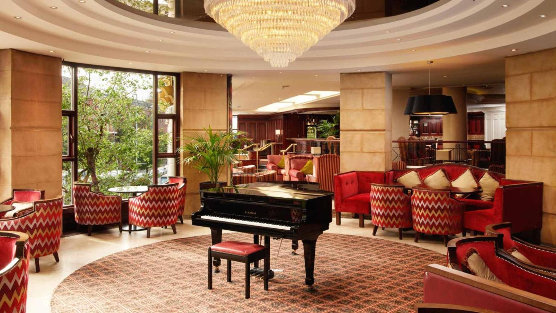 Europa Hotel Белфаст Екстериор снимка